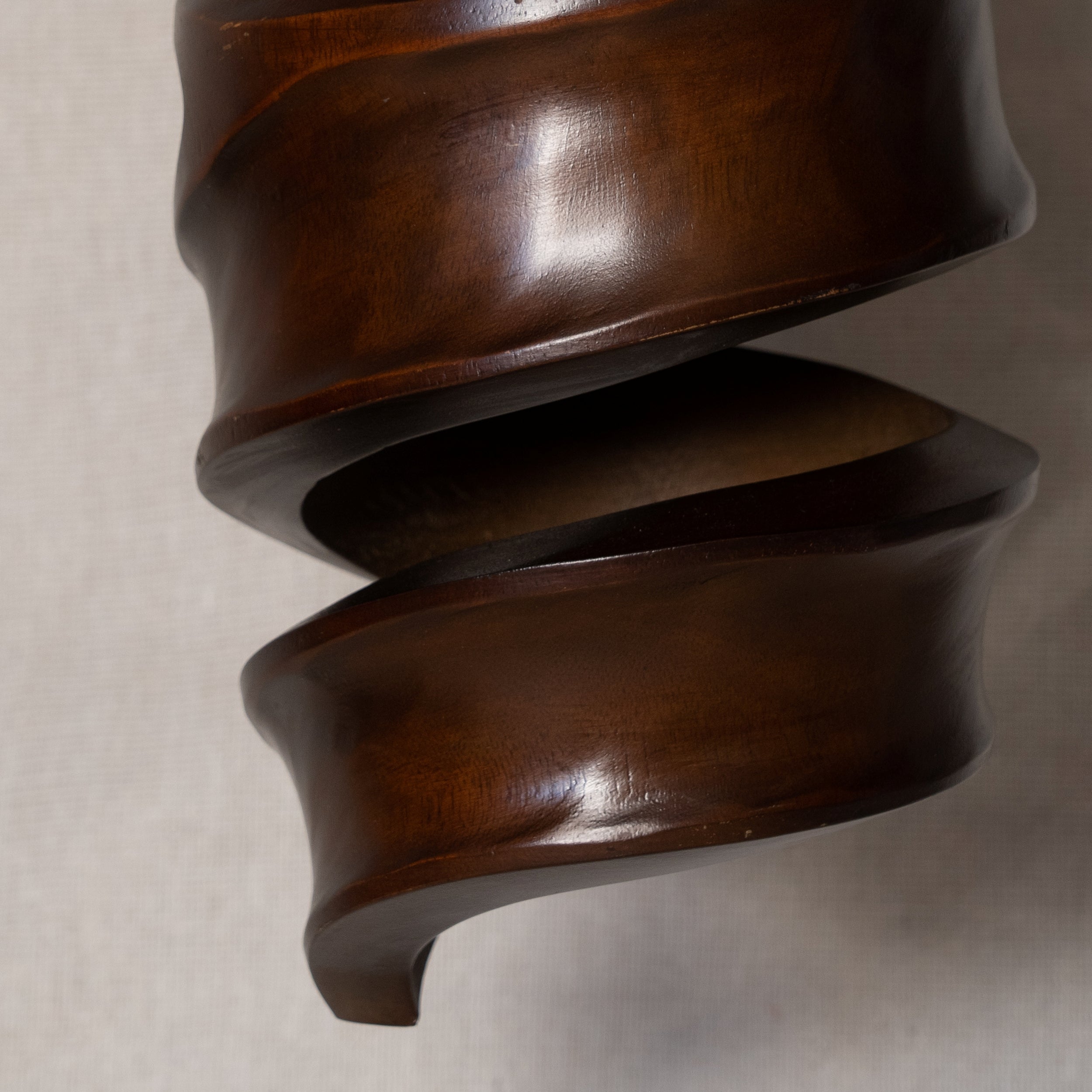 Kaze Ribbon Pendant Light - Image 3