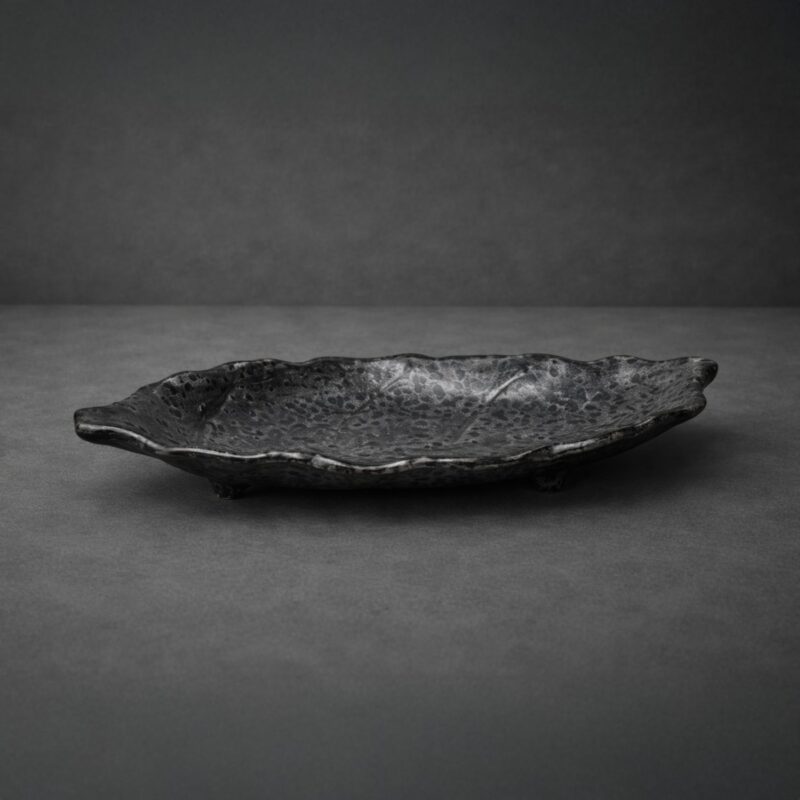 Banko-yaki Leaf-Form Serving Dish