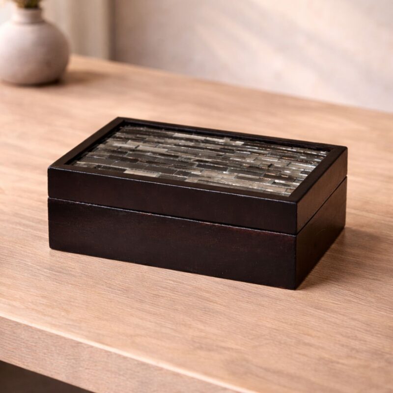 Rectangular Mosaic Storage Box – Black & Grey Glass Tile Decorative Wooden Keepsake Box (23 x 16.5 x 8 cm)